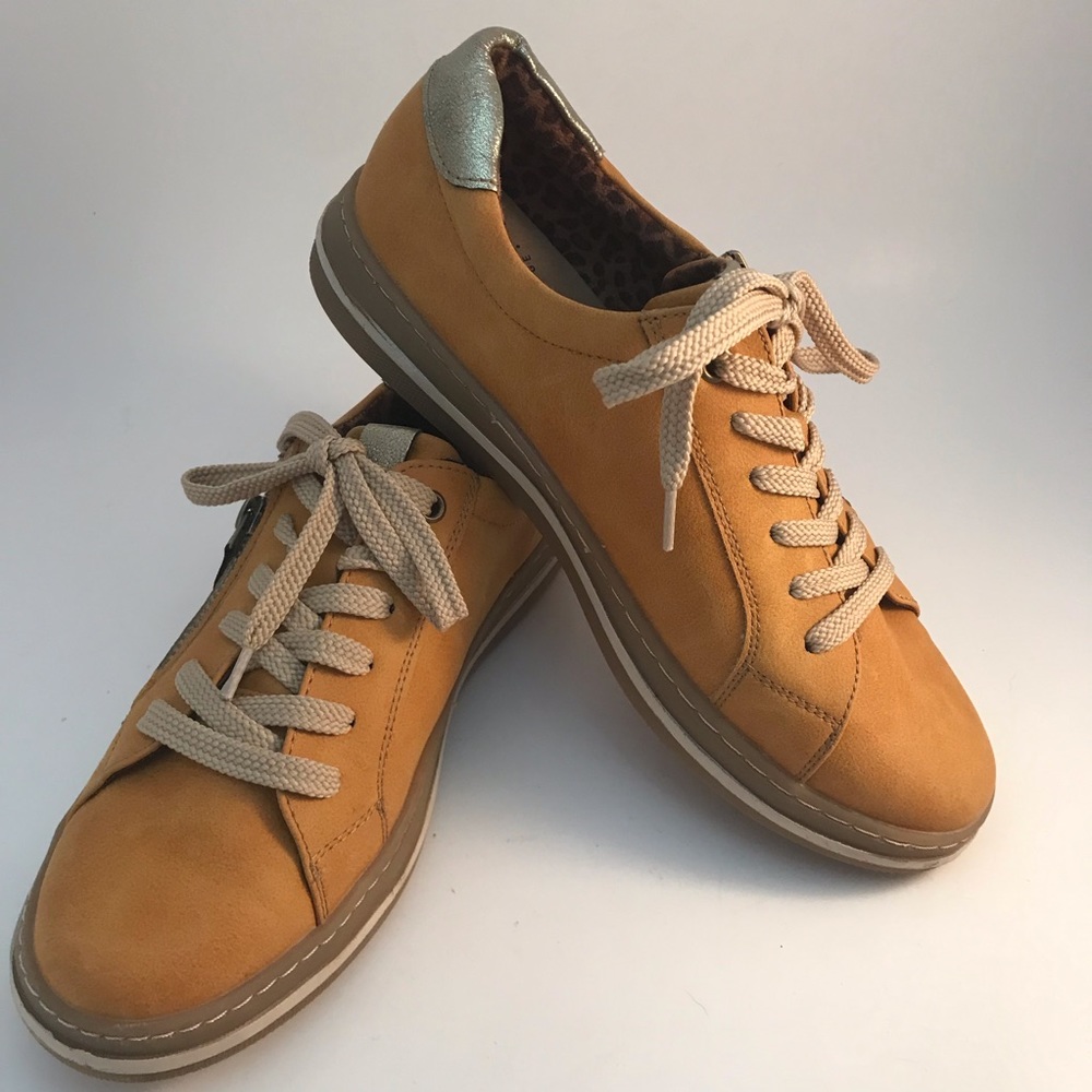 Relife Vegan Leather Shoes